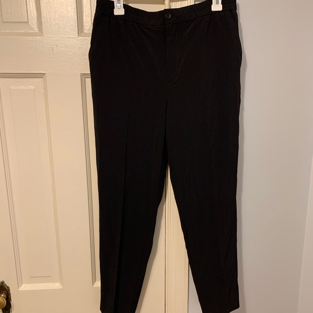 Dress banana republic black pants with tag never been worn!